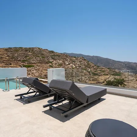 Serenity Villa *