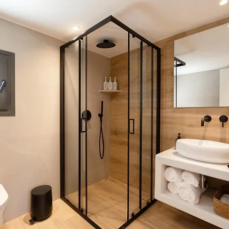 Serenity Villa *
